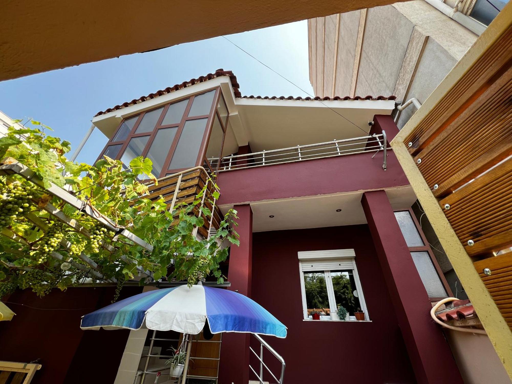 Retreat In The Centre Of Korce Daire Dış mekan fotoğraf